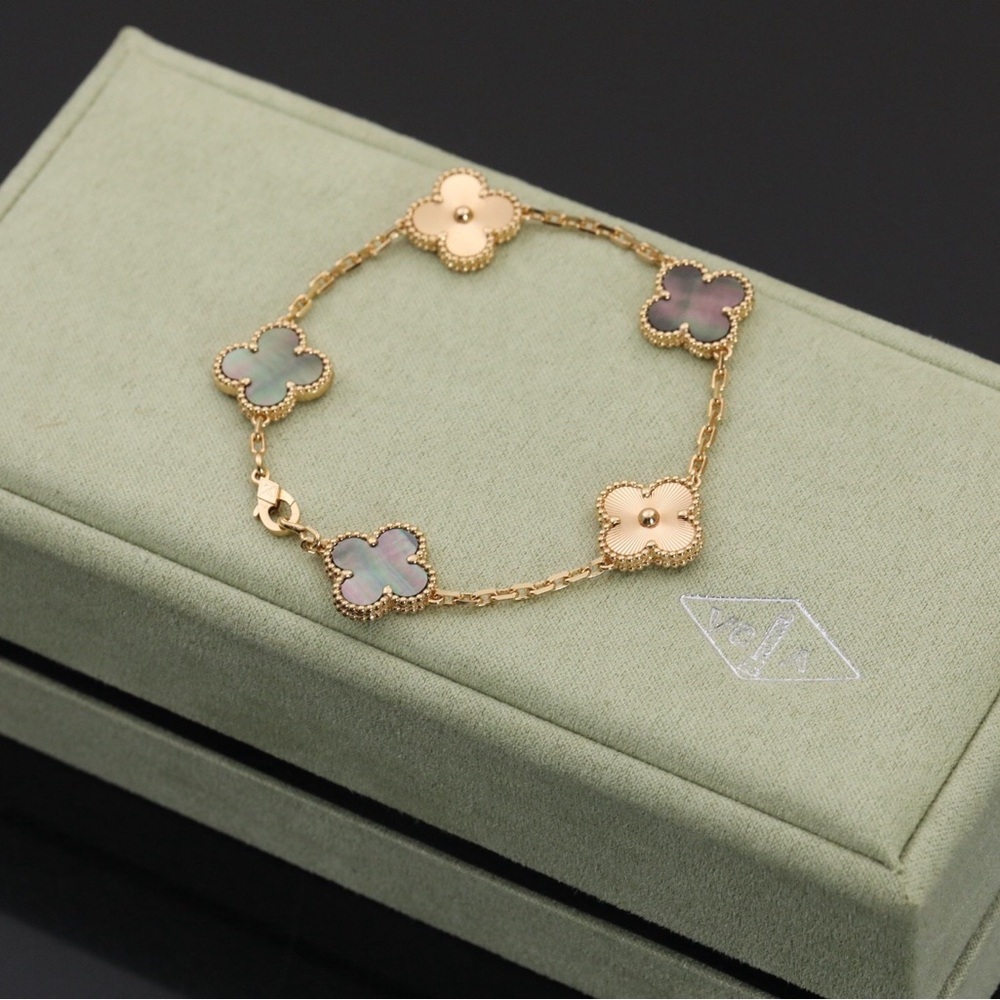 Gold Four-Leaf Clover Bracelet with Pink and Iridescent Mother-of-Pearl